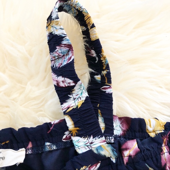 entro Feather Print Semi-Off The Shoulder Tunic L - Picture 3 of 9